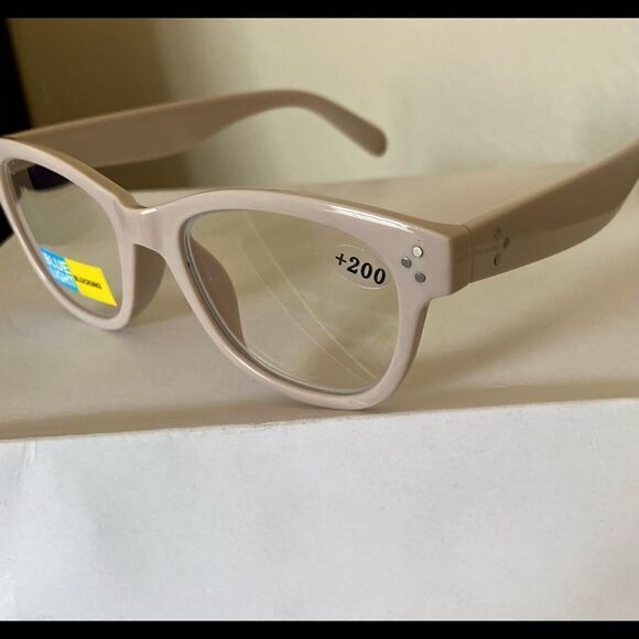 - 💼Light Pink Framed  Readers with Blue Light Protection +2.00 Power - Picture 2 of 6